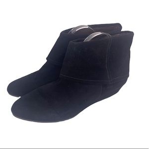 Coclico black suede pointed fold over booties size 39.5